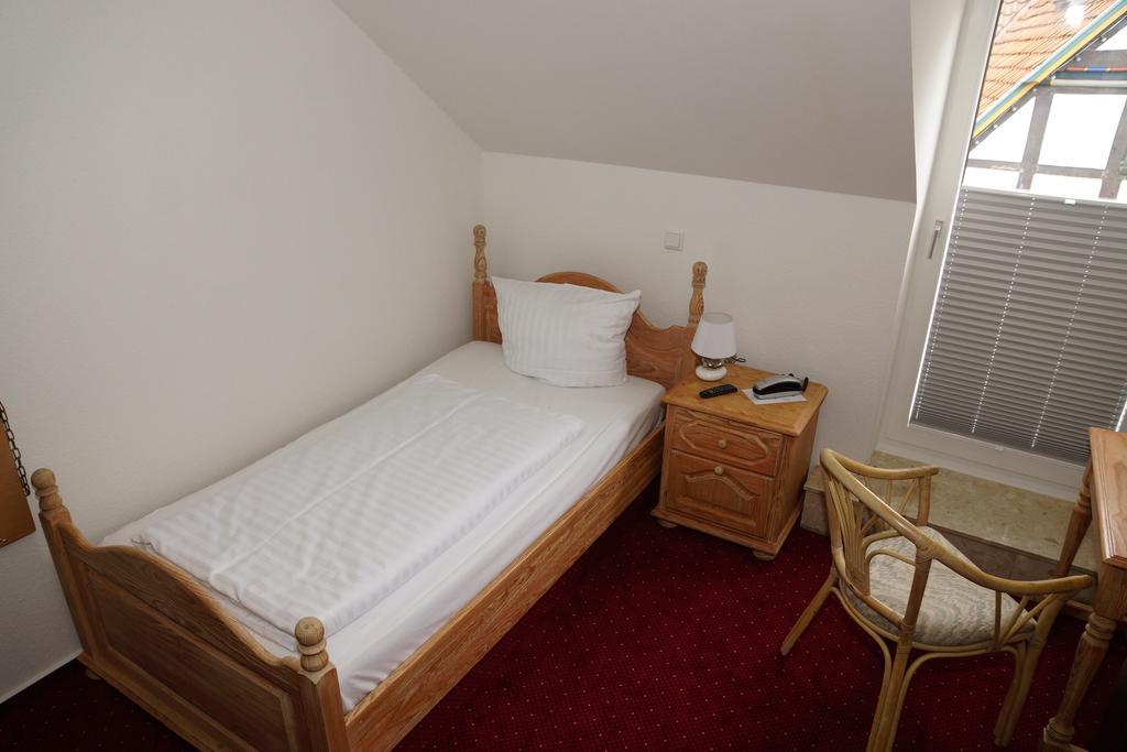 Hotel Deutsches Haus Blomberg  Extérieur photo